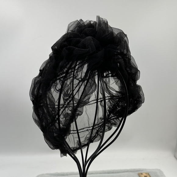 Vintage Gorgeous Ruffled Rosette Tulle Coiffure Hair Protector or Decoration - Picture 3 of 8